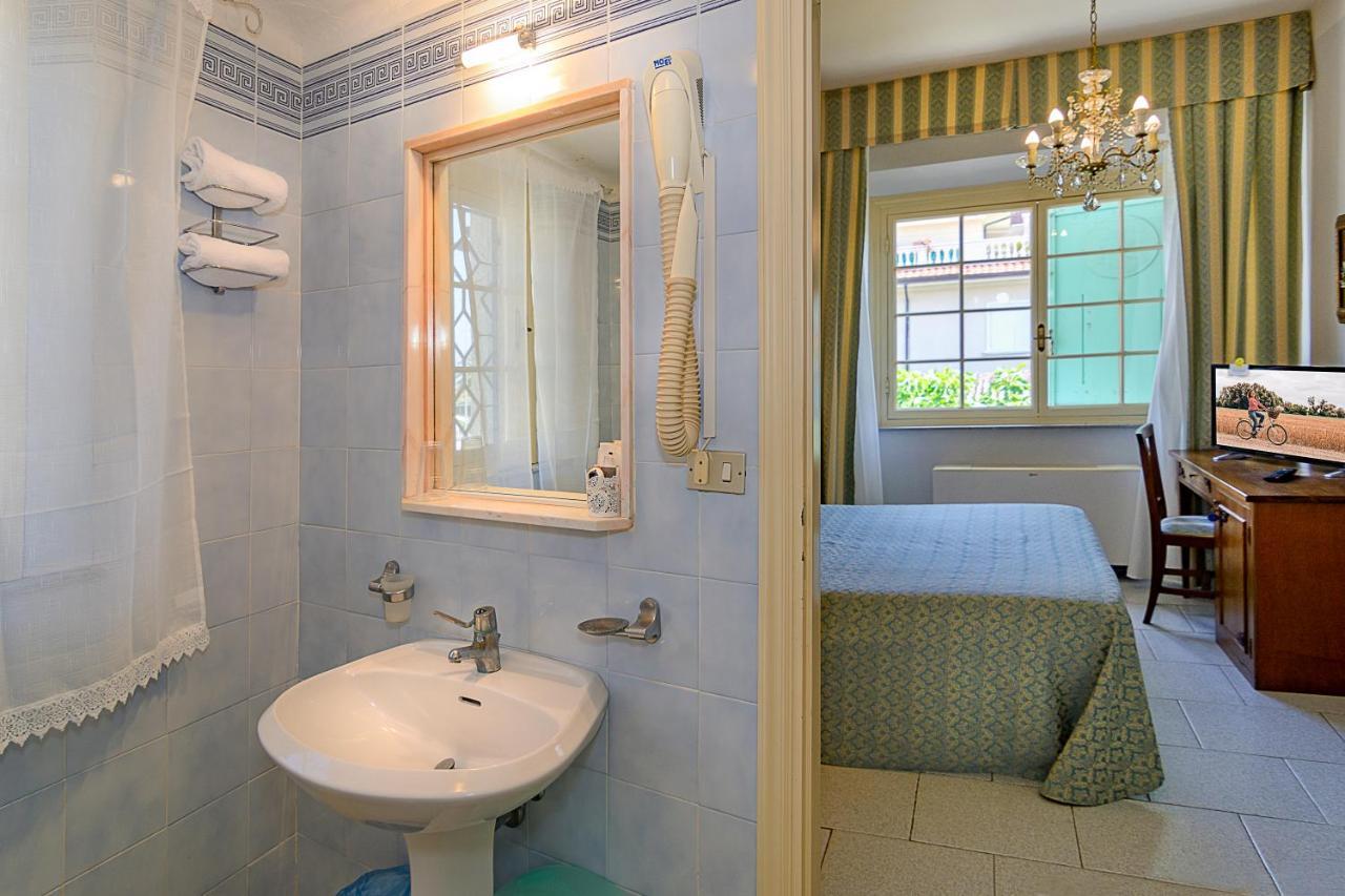 Hotel Poseidon Marina di Pietrasanta Eksteriør billede