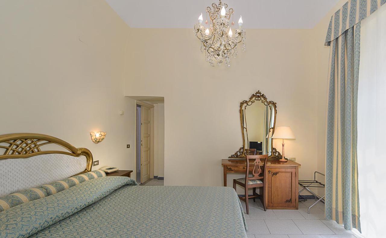 Hotel Poseidon Marina di Pietrasanta Eksteriør billede