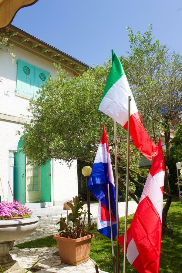 Hotel Poseidon Marina di Pietrasanta Eksteriør billede